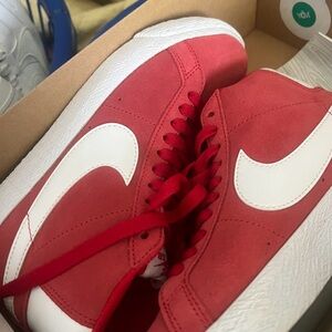 Nike kids 4 1/2 womens 6 new condition without box $25